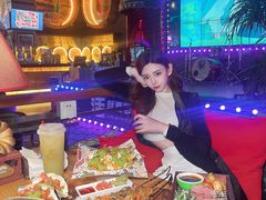 -Famous肥猫墨西哥音乐餐吧(五棵松华熙LIVE店)