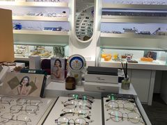 -浮光眼镜·蔡司视觉合作·数字验配中心(陆家嘴店)