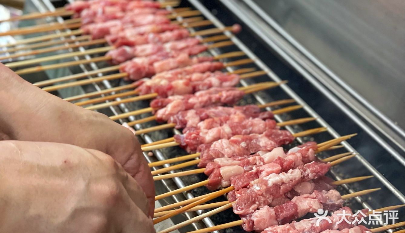 这个才是烧烤的烟火气！
