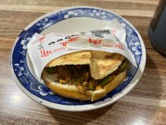 -老字号杨坡红油米线腊汁肉夹馍(东四道巷店)