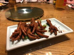 特色大鸡爪-新白鹿餐厅(爱琴海购物中心店)