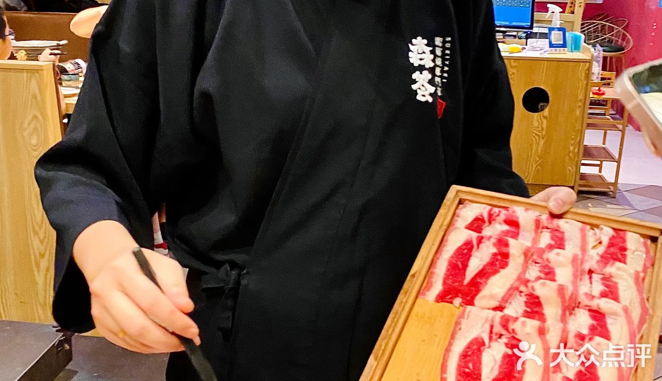 南宁的！有点难找，但ju好吃……