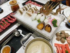 -红鼎豆捞·非遗鲍皇汤火锅(宝丰路店)