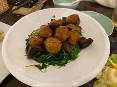 酱烧冬菇配豆腐丸子-五观堂素食(新华路店)