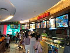 -海口骑楼小吃街