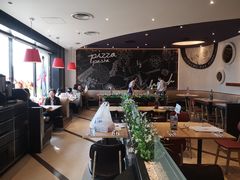 大堂-必胜客(松雷店)