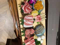 -明洞阿姨·韩式酱蟹烤肉·创意料理(三元桥店)