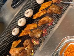 -马路牙子烧烤音乐酒馆(望京店)
