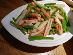 莲芹蒜香肉-江渔儿酸菜鱼(东二环泰禾店)