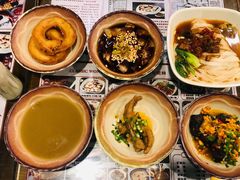 -双燕楼·手工馄饨·汤面小吃(世纪汇店)