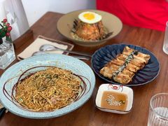 金枪鱼牛油果拌饭-拾年