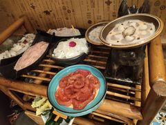 -老牌坊云南鱼豆花火锅(哈西万达店)