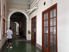 -香港大学