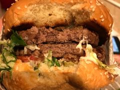 -The Habit Burger Grill 哈比特汉堡(复兴soho店)