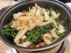 -芳村榕树头叹佬鸡煲(体育西店)