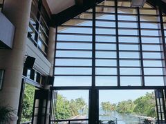-亚龙湾喜来登·美景台大堂吧