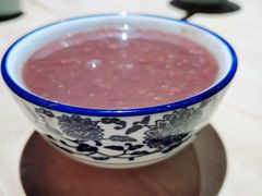 酒酿圆子红豆沙-弄堂小笼包(西青中北永旺购物中心店)