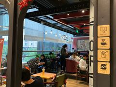 大堂-西西弗书店&矢量咖啡(凯德晶萃广场店)