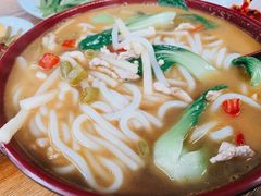 三鲜米粉-牛八宝桂林米粉(八里庄店)