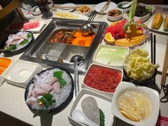 -海底捞火锅鲜切牛肉主题店(长寿路店)