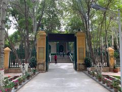 -艾提尕尔清真寺