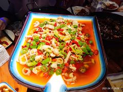 -二钳洞庭虾蟹·江湖菜(成都鹭岛店)