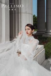 -派丽莫Pellimo原创设计婚纱品牌