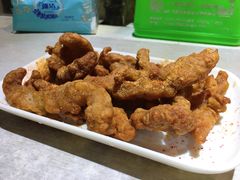 -爆炸头阿姨小四川正宗川味小吃(无任何分店)