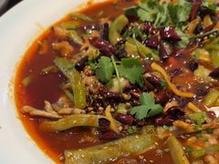 -川流不息·地道川菜·小龙虾(松东路店)