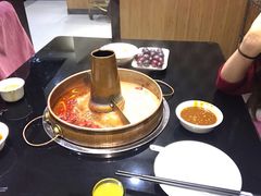 鸳鸯锅-蒙星月涮肚火锅城(宏运家园店)