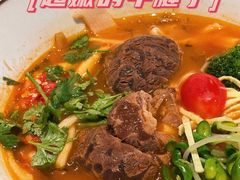 手切酸菜牛腱子面-陳八两面家(滨江天街店)