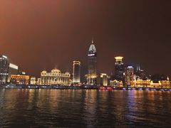 -黄浦江游览十六铺3号码头网红自助餐