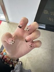 -瞧·享轻奢美甲美睫