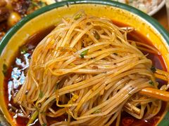 -拈签一笑黄牛肉辣卤串串