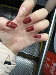 -悦指间美甲美睫