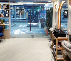 -苏豪路易士·嘉玛发廊