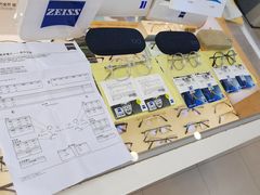 -沪睛眼镜蔡司官方授权店(金桥佳林路店)