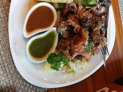 -Chom Cafe and Restaurant