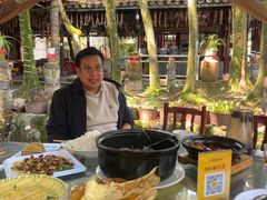 -土砂锅生态山庄·非遗砂锅雅鱼