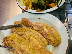 -马路牙子地桌烤肉(工体店)