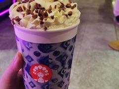 -霸王茶姬(上海静安大悦城店)