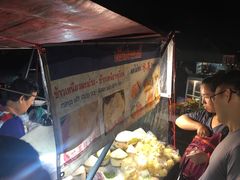 -芒果糯米饭摊子