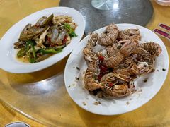 -霞涌市场海鲜摆卖区