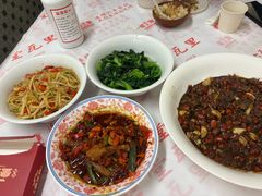 -堂瓦里·33年传统赣菜(第一街区店)