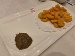 软炸虾仁-峨嵋酒家(王府井店)