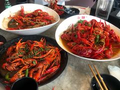 -沪小胖小龙虾(淮海中路旗舰店)