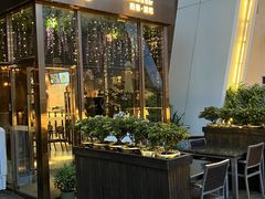 -卡普里披萨·牛扒·下午茶