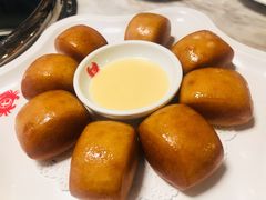 黄金炼乳小馒头-七欣天(浦东羽山乐坊店)