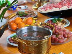 -周老三跷脚牛肉·全牛火锅(非遗传承店)