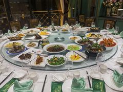 -王朝大酒店徐汇店-地面停车场